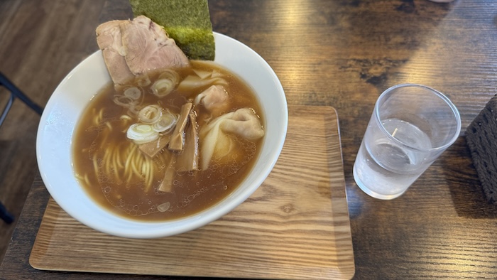 麺と飯一真