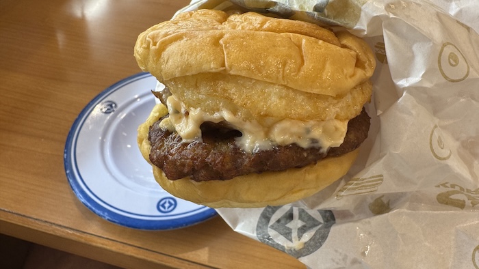 くら寿司　無添くら月見バーガー
