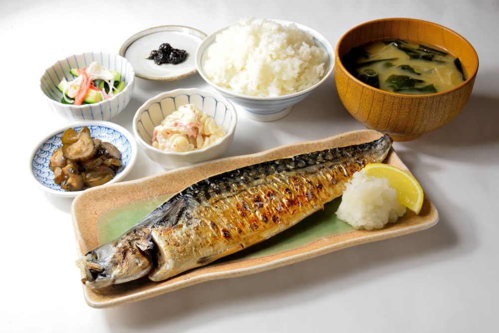 あいちゃん食堂南行徳店　炭火さば塩焼き