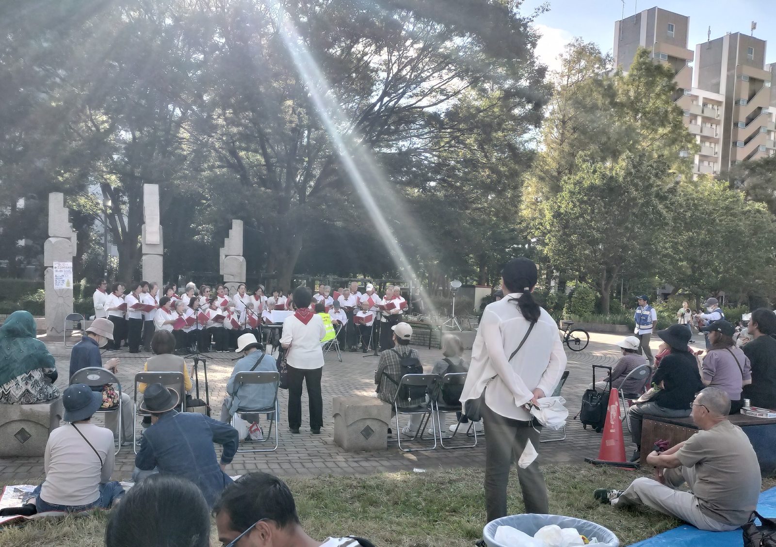 【南行徳】地域で愛されたパン屋さんの追悼コーナーも。「ハイタウン塩浜 秋まつり」が開催されました