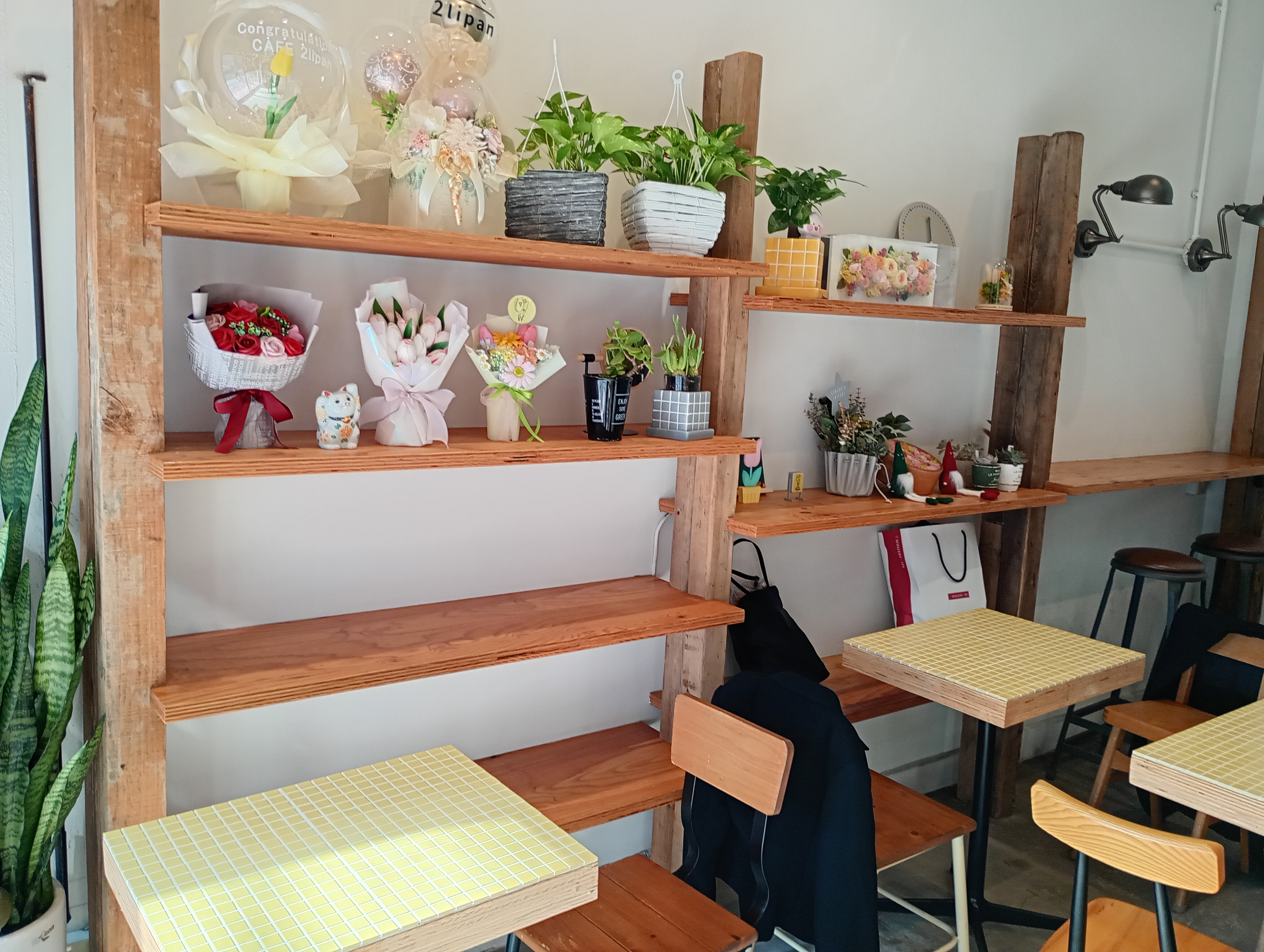 CAFE 2lipan 4