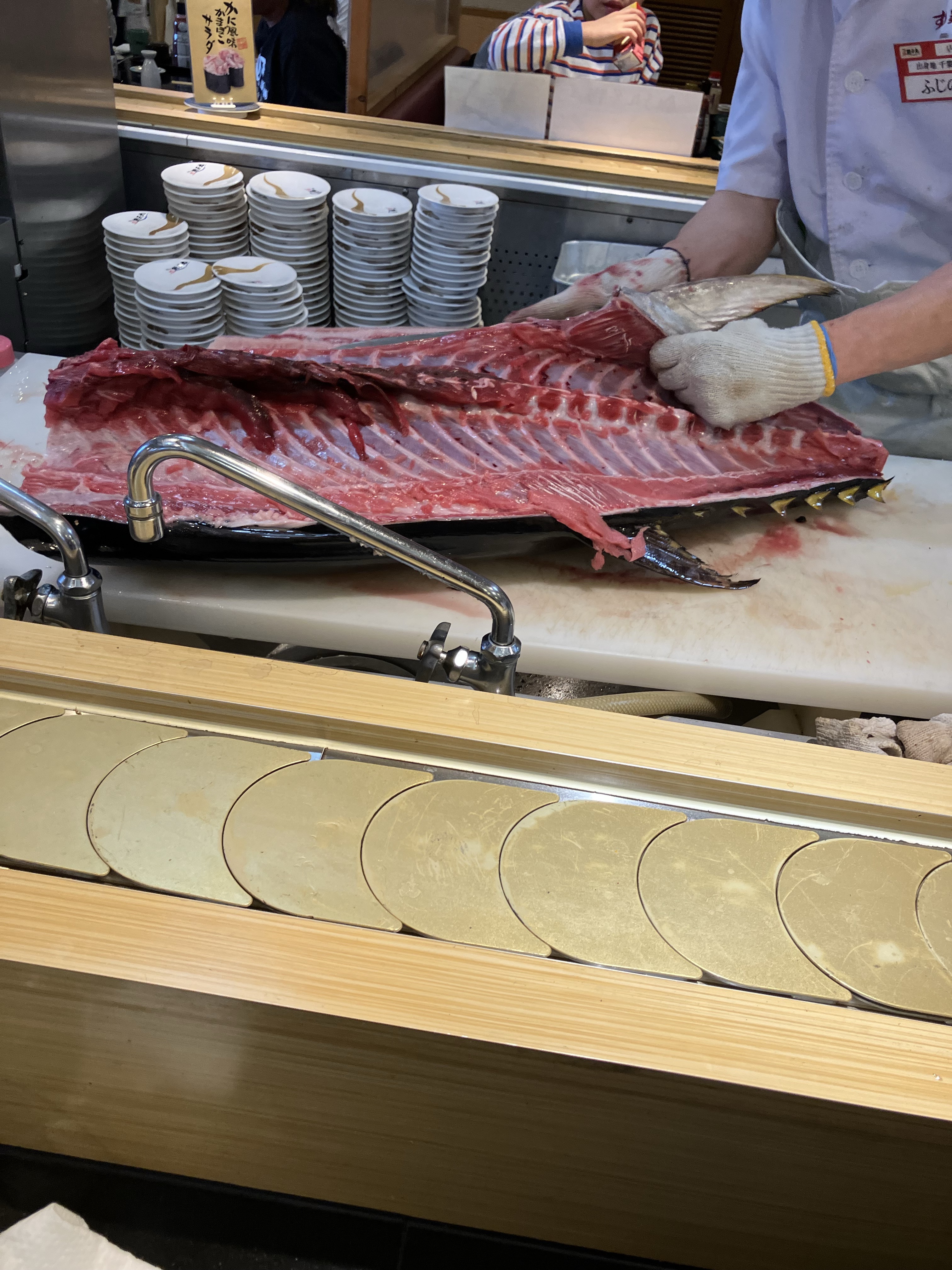 銚子丸 マグロ解体ショー
