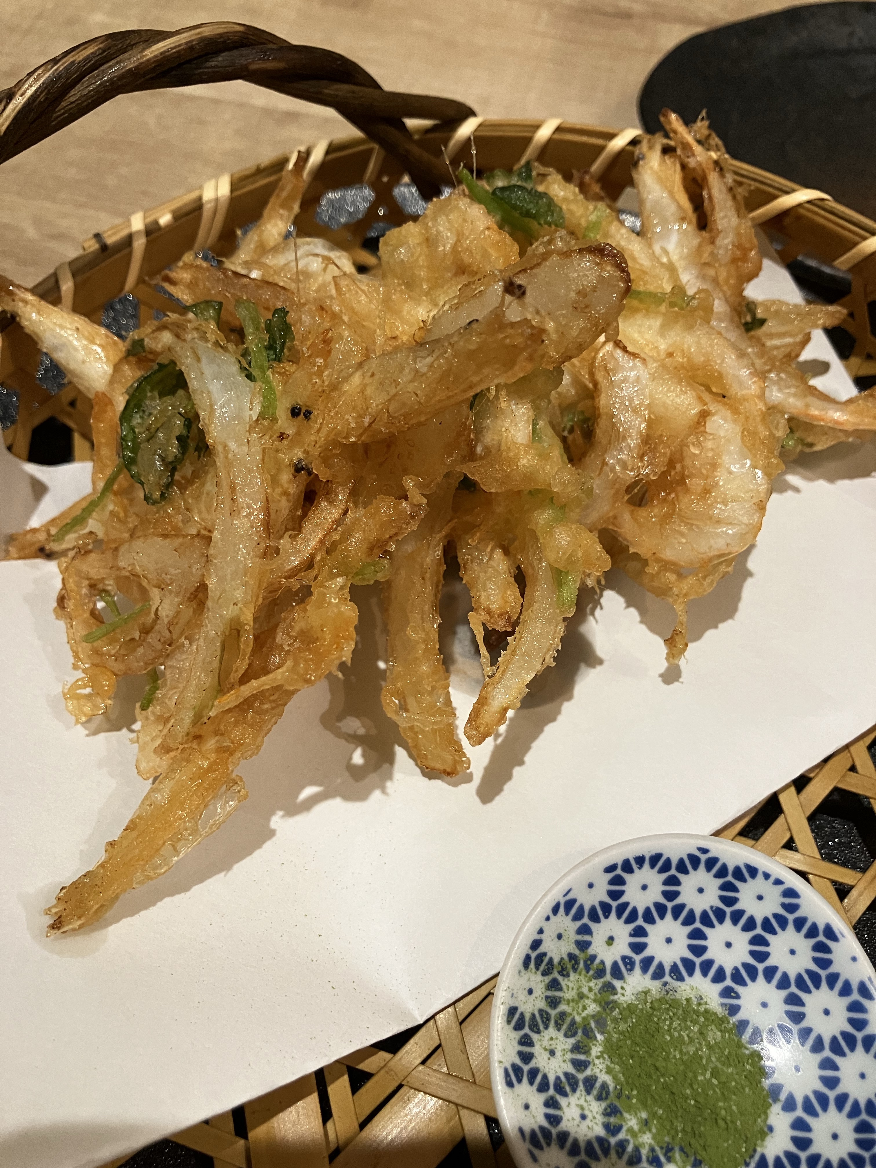 旬の味覚と日本酒をゆっくり楽しみたい夜におすすめ