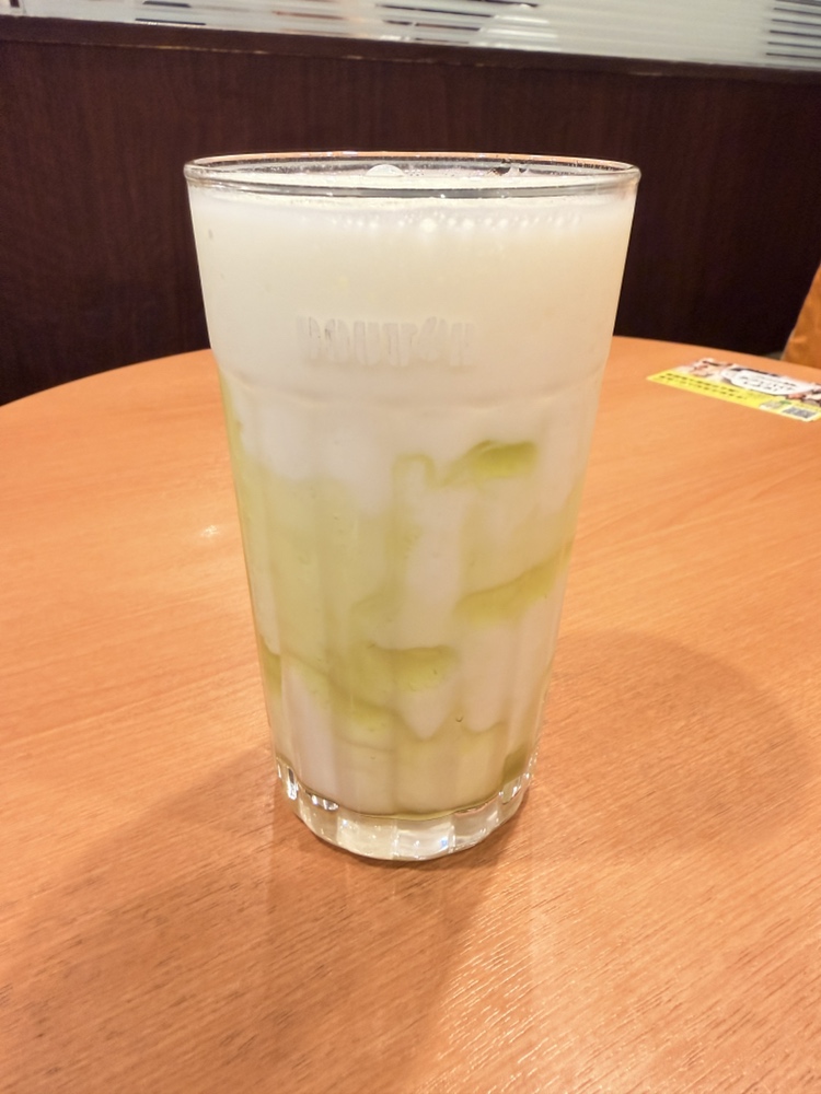 暑い日に爽やかドリンク！ドトールのシャインマスカットヨーグルン