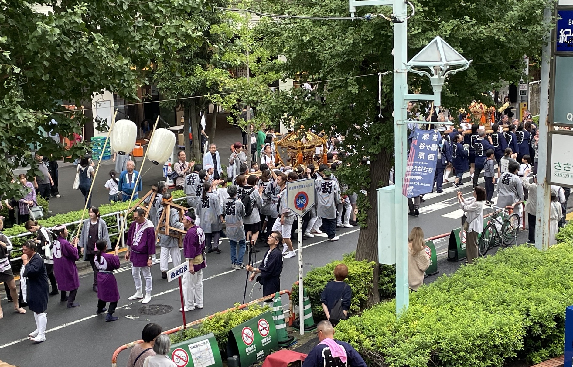 わが街で神輿渡御。８基が駅前集結 2